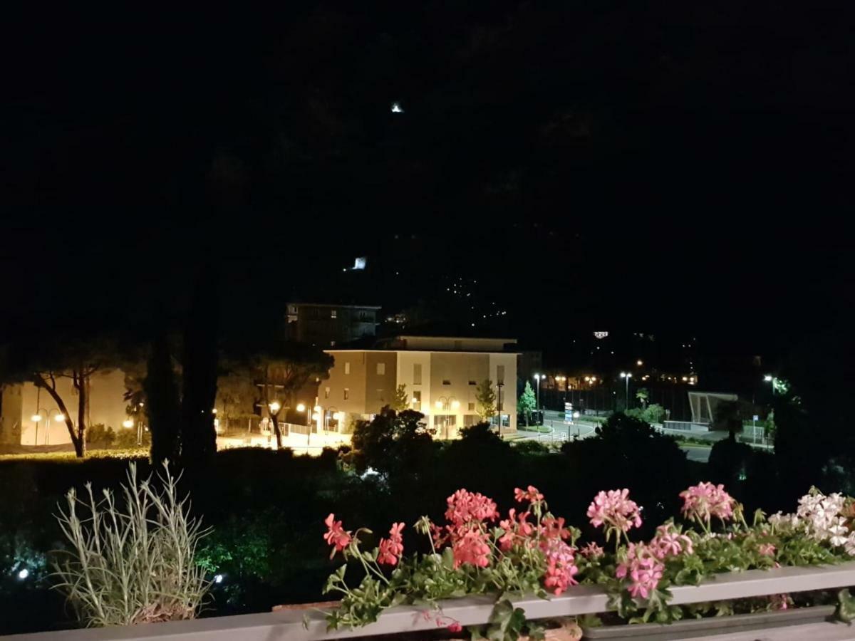 Eagle Rooms Riva del Garda Exterior foto